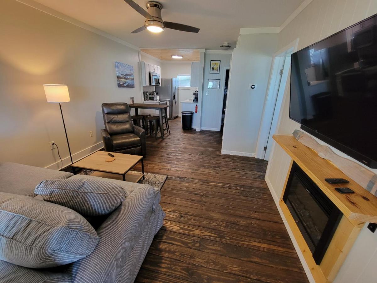 Camp St. Cabanas Unit 3 On Lake Dora Tavares Exterior photo